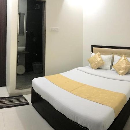 Отель Zee Residency Мумбаи Экстерьер фото